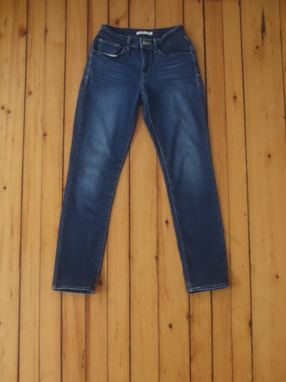Levi's Mid-Rise Skinny Jean Size 4